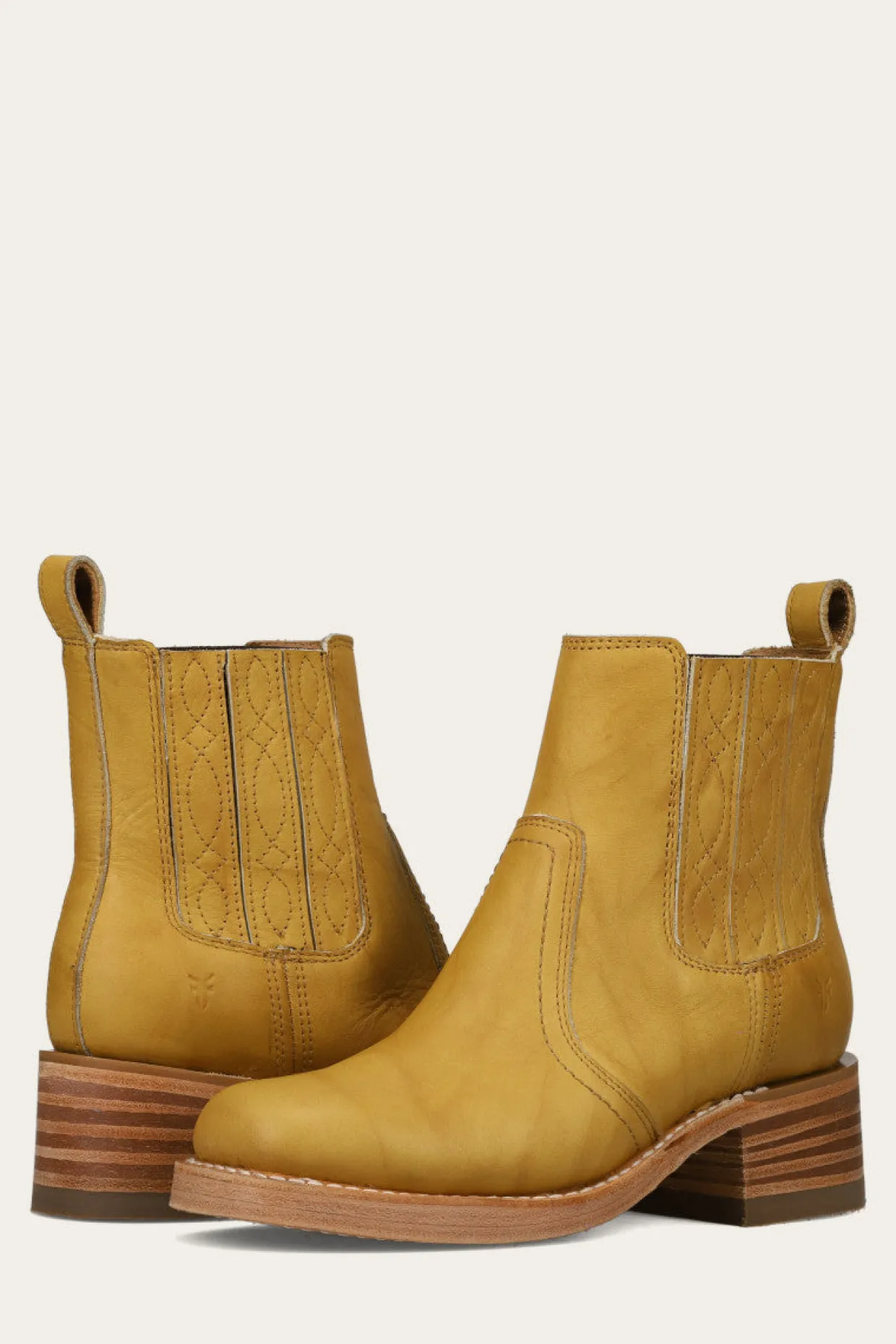Booties^Frye Campus Chelsea