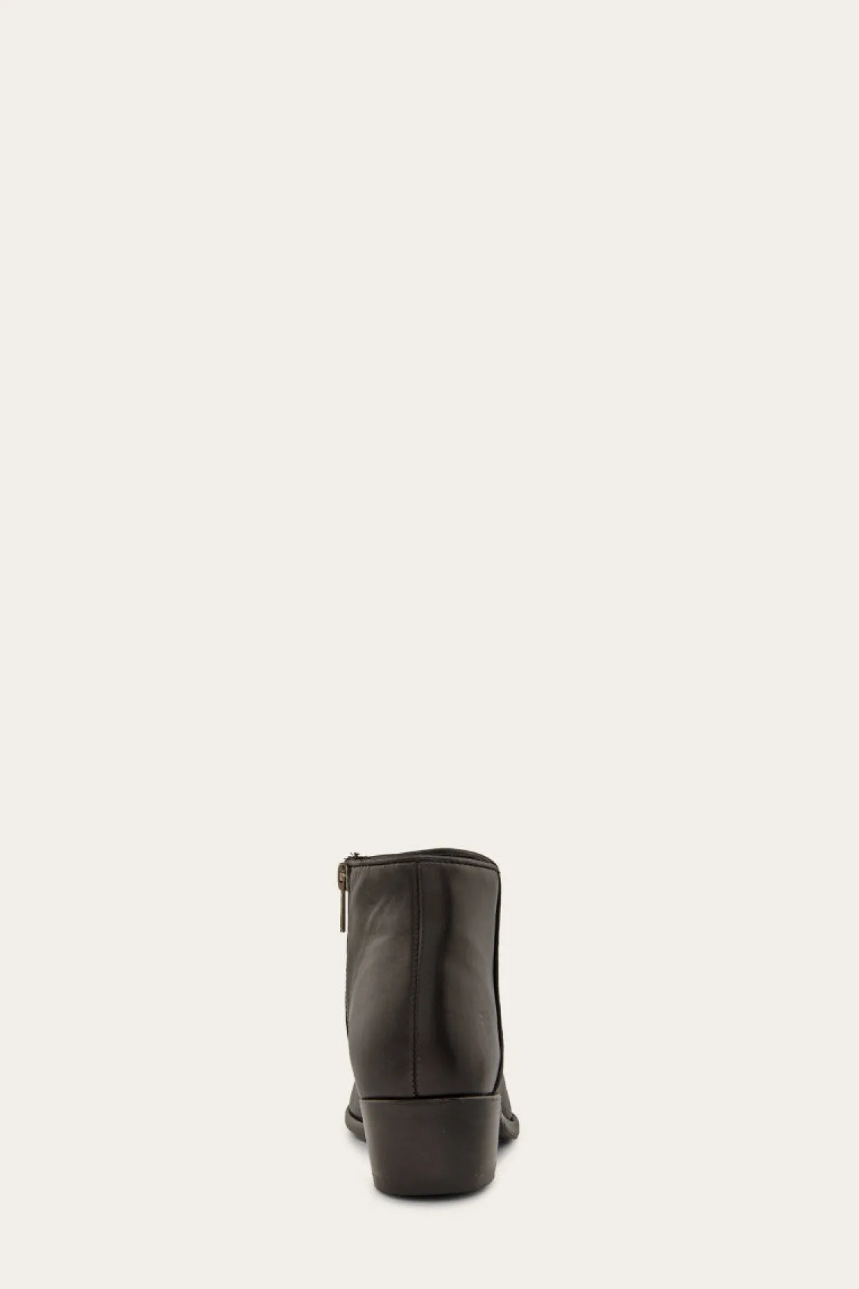 Booties^Frye Carson Piping Bootie