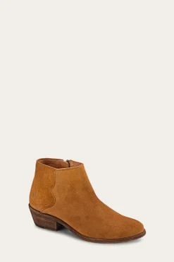 Booties^Frye Carson Piping Bootie