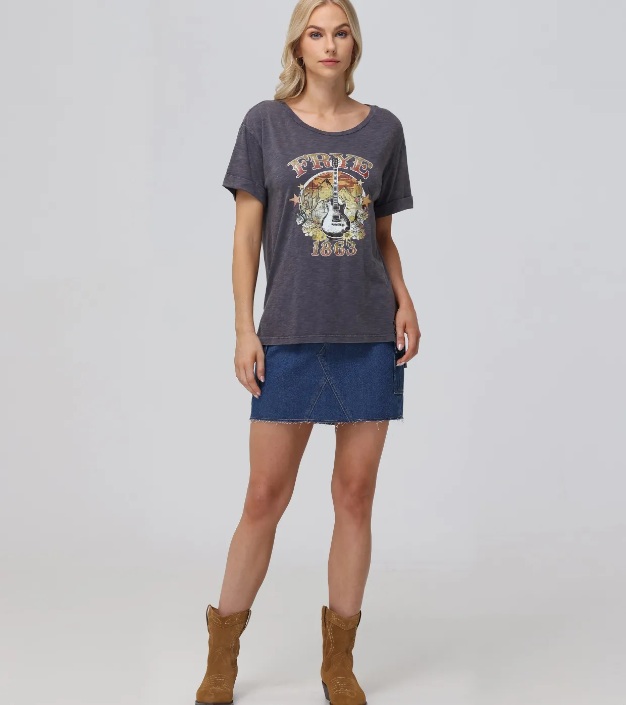 Tops^Frye Rolled Cuff Graphic Tee