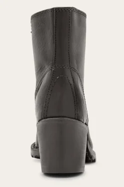 Booties^Frye Sabrina 6G Lace Up