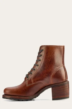 Booties^Frye Sabrina 6G Lace Up