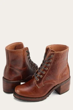 Booties^Frye Sabrina 6G Lace Up